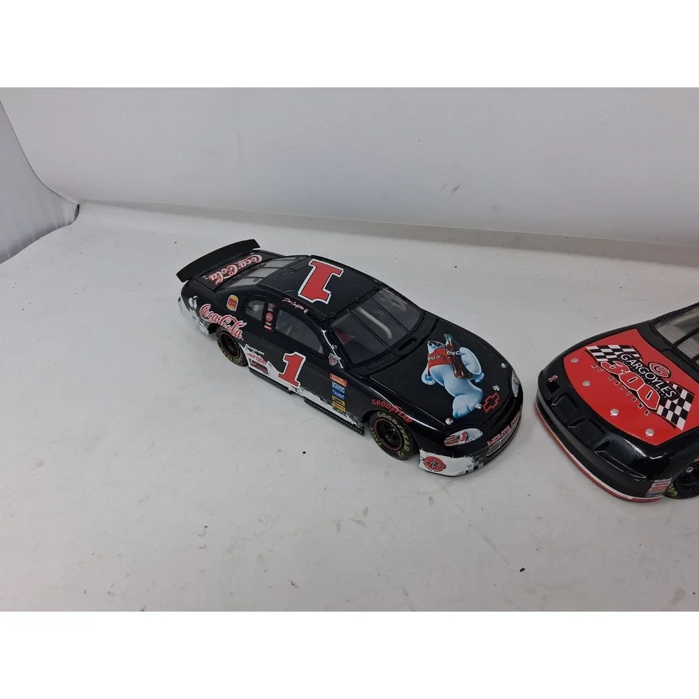 1:24 Action Dale Earnhardt/Coca Cola 1998 Monte Carlo + 1997 Gargoyles Pontiac H